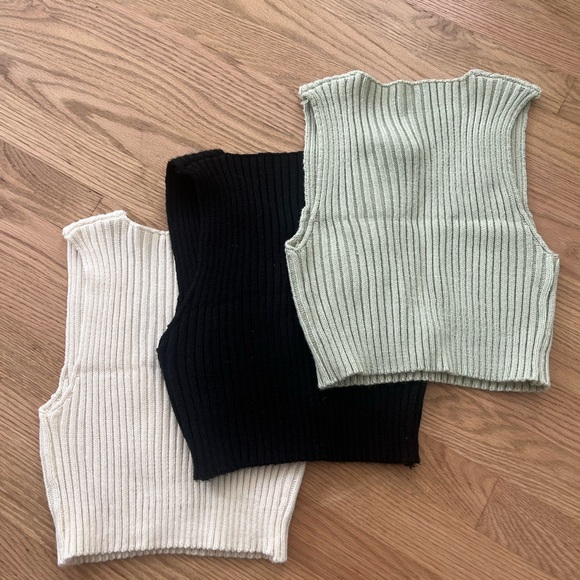 set of three sweater tops - Picture 4 of 4